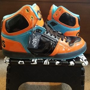 Men's Osiris nyc 83 orange, blue and black shoes